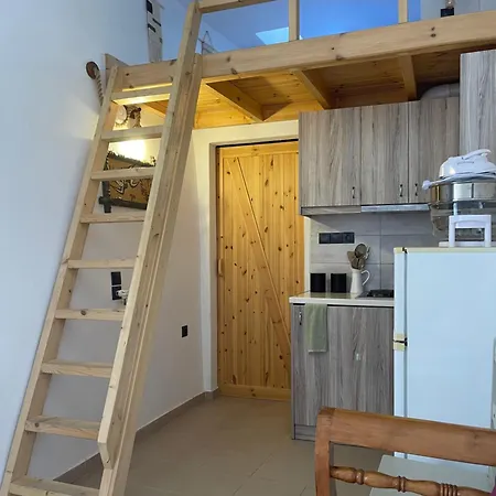 Xerolithia Дом отдыха *